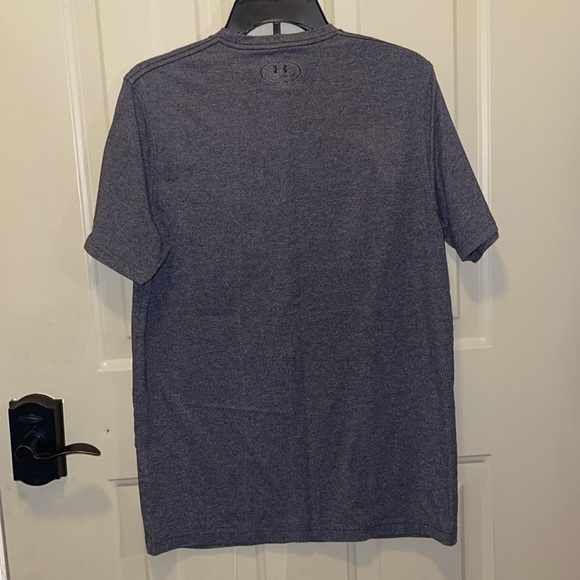 Under Armour heat gear T-shirt - Picture 4 of 5